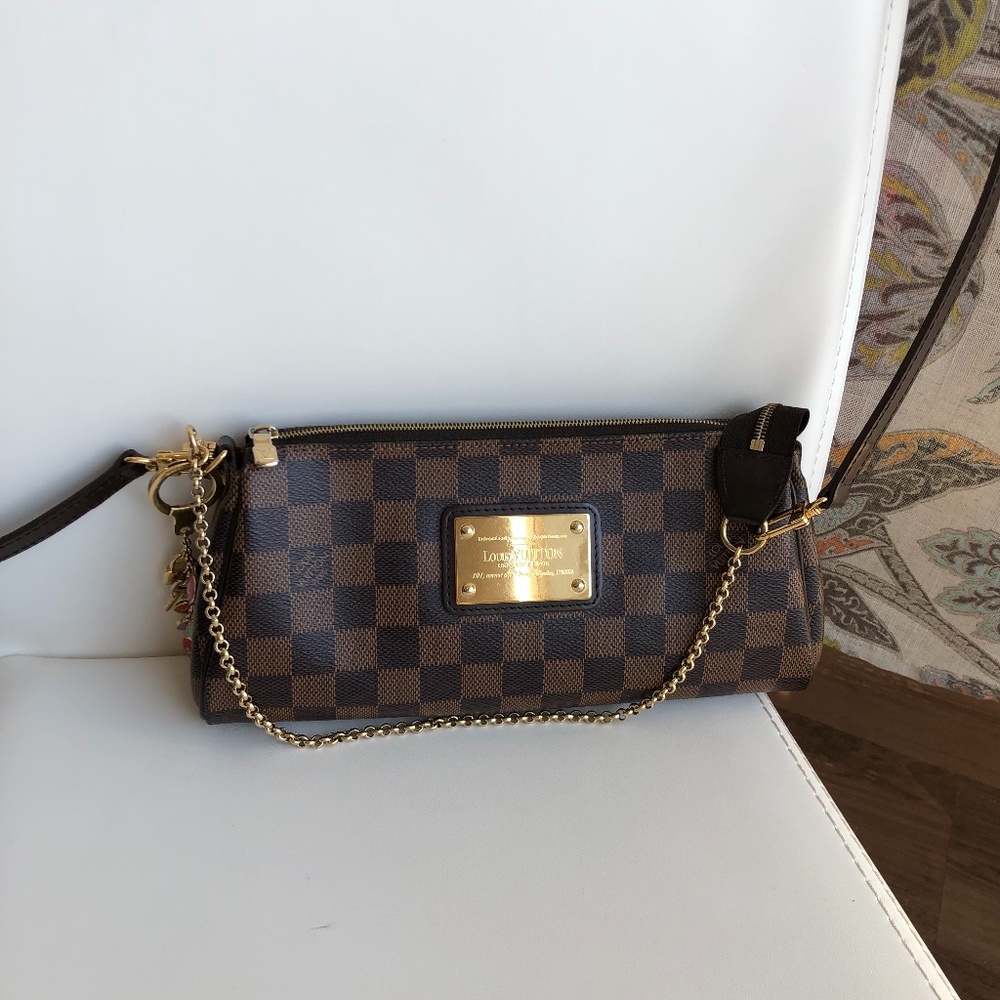 ♥️EVA CROSSBODY♥️ Damier Ebene Louis Vuitton Auth